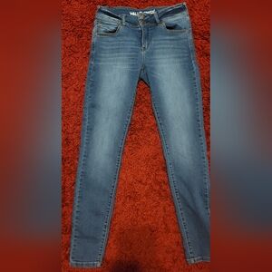 Wallflower Women's Ultra Fit Light Blue Skinny Jeans